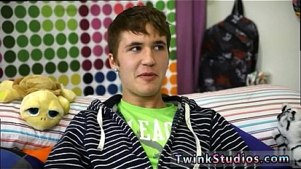 Foot fisting gay twink movie Kain Lanning is a steamy little stud 