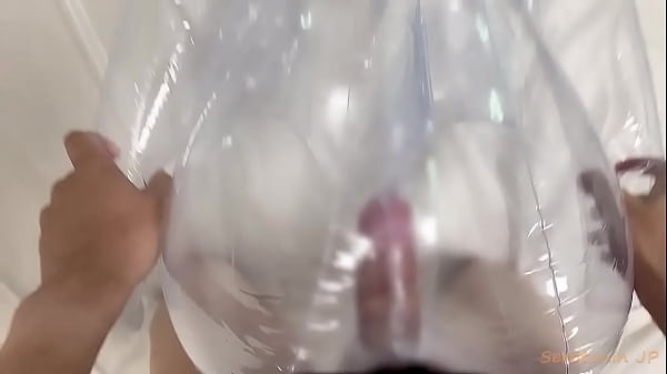 Subjective insertion insertion where you can see the cock sticking out handsome working man poking deep into the pussy