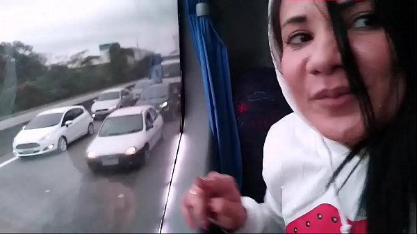 Play MP4 - Fiquei louca  no &ocirc;nibus  vindo de S&atilde;o Paulo  para o Rio de Janeiro  cai de boca no  pau do gogoboy&period; assista completo XV Red