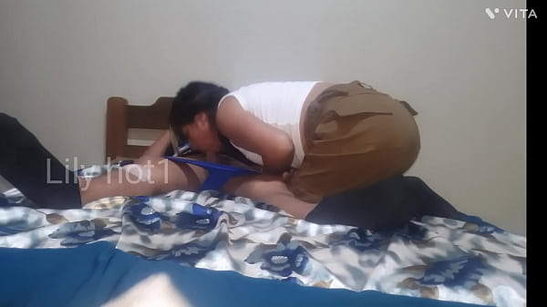 Camara Oculta Con El Trabajador Del Hotel thumbnail