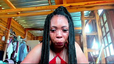 Nonton Giant Booty Twerk While Trying On Outfit Bought By Fan... thumbnail