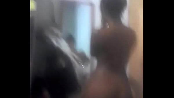 Novinha da valeria dan&ccedil_ando