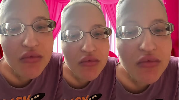 Asmr boom bubbles gum 