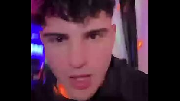pendejo virgo bailando en el bondi