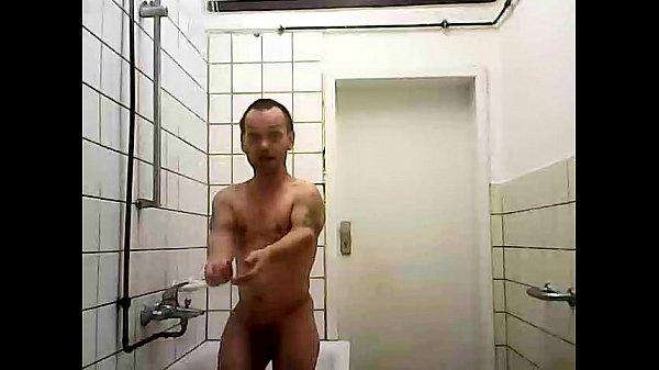 Play MP4 - shower dwarf zwerg cock massage f&uuml;r lina so traum ist