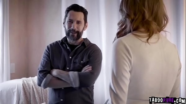 Boyfriend ask his girlfriend to comfort_his lonely_and she agrees