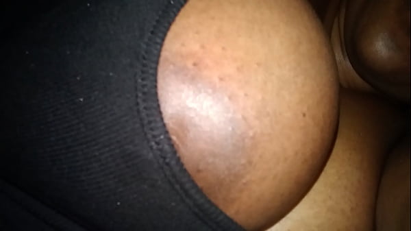 Play MP4 - Big tit solo play