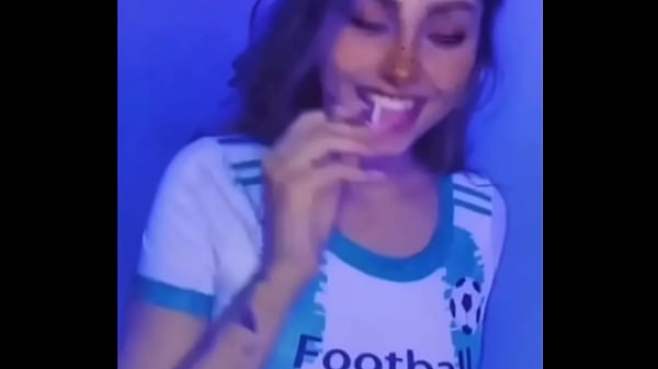 rubia jovencita se embaraza del hermano menor de_su novio