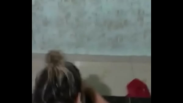 Play MP4 - Filmando do espelho casada tatuada dando - parte 3