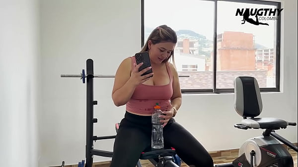 He masturbates in the gym when he talks to his lover