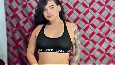 Nonton Escandalo Video De Chica Influencer Se Hace Viral 2026! Kitty Dj Exhibicionista Se Masturba En Lencer&iacute;a Negra Hasta Dejar El Piso Mojado thumbnail