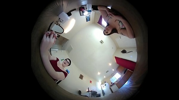 Virtual Reality Tiny Husband Vore Unfaithful Giantess With Sydney Screams thumbnail