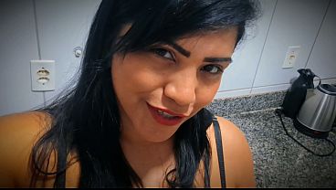 Nonton Foda Em Pov: Ajoelhei A Morena No Ch&atilde;o Da Cozinha E Meti Fundo At&eacute; Leitar! thumbnail