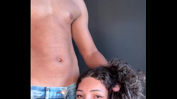 Novinho Carioca Desceu O Morro Para Fuder A Patricinha Do Pauzao thumbnail