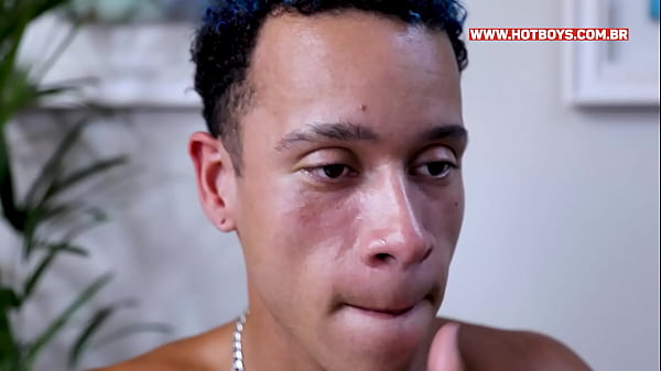 Play MP4 - Fodendo meu amigo de sala de aula