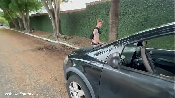 Play MP4 - Isabella Fontana ataca novamente&excl;&excl; Voltando da noitada dei carona pro novinho tatuado&comma; mudei de rota e levei o puto pro meu Ap e fodi o cuzinho dele&period; &lpar; Hariel Dias &rpar;