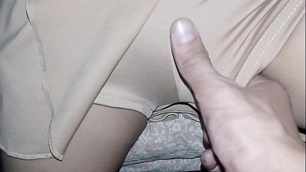 xxx cuido a mi_hijastrapequeña mientras vemosuna pelicula