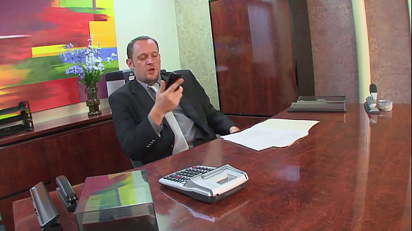 Nonton Fucking Slutty Milf Secretary thumbnail