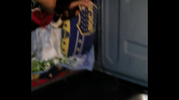 Minovia puta cogeen camioneta 1