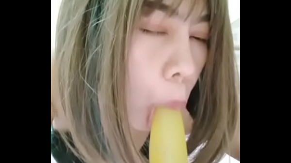Women Sucking Her Sextoy thumbnail