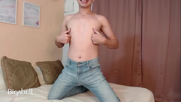 Play MP4 - Verga dura y caliente de los chicos de los a&ntilde;os 80