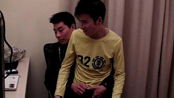 gay  asian&iuml;&frac14;Thrust That Hole 
