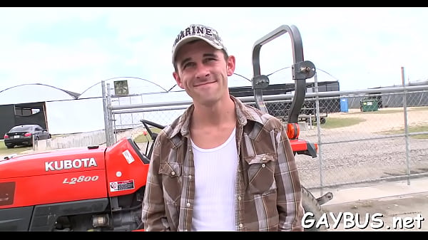 Pleasuring oral job with a homo