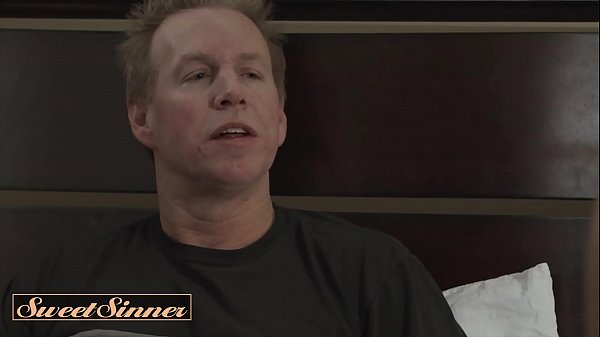 Play MP4 - Gorgeous Chick &lpar;Gia Derza&rpar; Rides Her Horny Stepdads Big Cock - SweetSinner