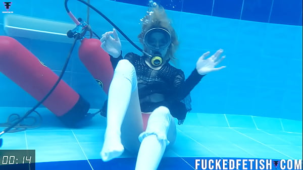 Play MP4 - Horny Ashlee Rose slut dress scuba underwater slow 747 Release week 50