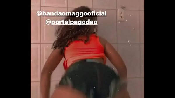 Fransampai A Instagramer Gostosa Rebolando Nos Stores thumbnail