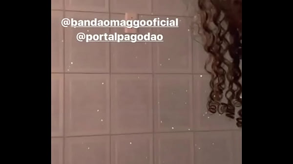 Nonton Fransampai A Instagramer Gostosa Rebolando Nos Stores thumbnail