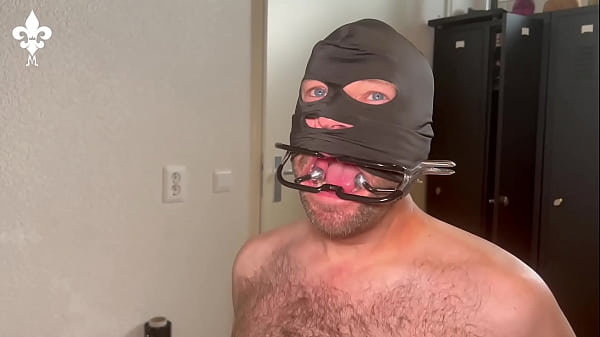 Nonton Spit Swallowing And Gagging! (video) thumbnail