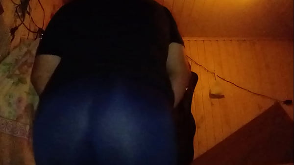 CDzinha Anonima seexibindo de fioDental