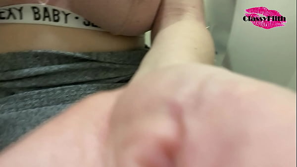 Nonton Pov Pissing thumbnail