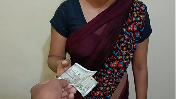 Play MP4 - देशी गांव की नौकरानी को चोदा कुत्ता बना कर नौकरानी रोने लगी