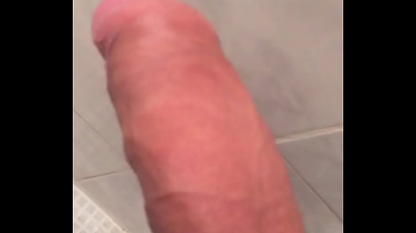 Play MP4 - Alguien que me d&eacute; una buena mamada&quest;&quest;&quest;