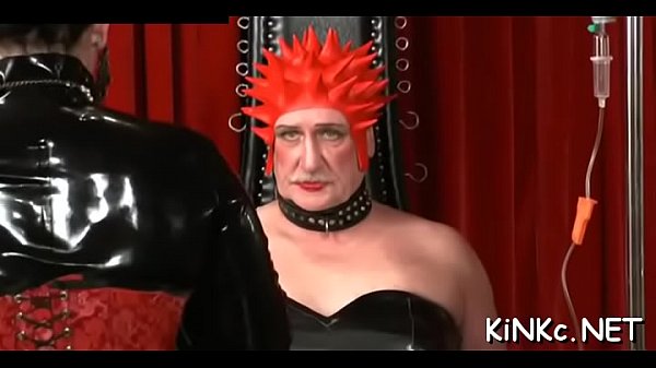 Top model carmen riverapositions hawt_in lots_of places