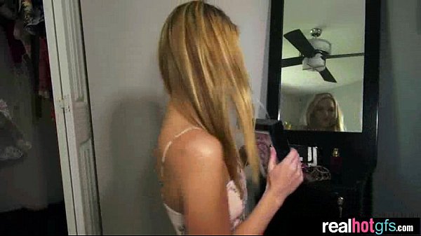 Hot Amateur Girl Get Sex In Front Of Camera movie 24