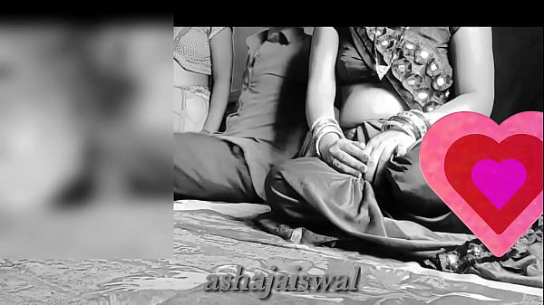 भौजी और की चुदाई देख के आपका लंद का पानी झर जाएगा हिंदी सेक्सी बात करके बोली दीदी को thumbnail