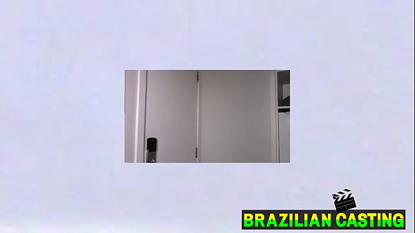Play MP4 - Reencontrando amiga da Faculdade sera que continua Gostosa com aquela Bunda Grande para relembrar quanto ela tarada por um bom sexo nada melhor para tirar o estresse - japa loki oficial