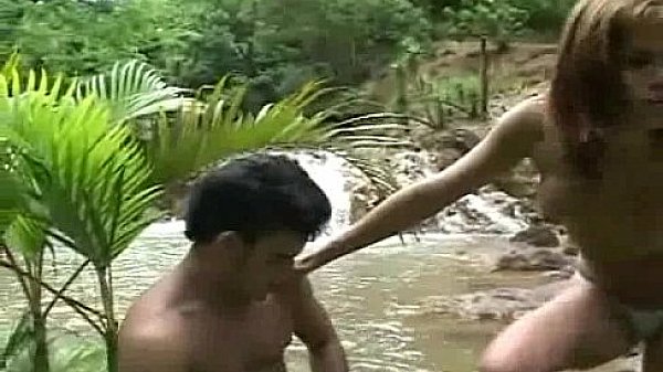 Exhibitionist Shemale Outdoor Fucking 