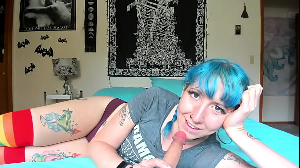 Lesbian Friend Wants To Experiment By Giving You A Blowjob! thumbnail