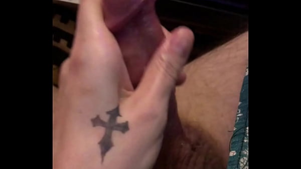 Play MP4 - Handjob close up precum smiles