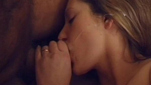 Amateur girlfriend sucks and fucks 2 guys in a row 