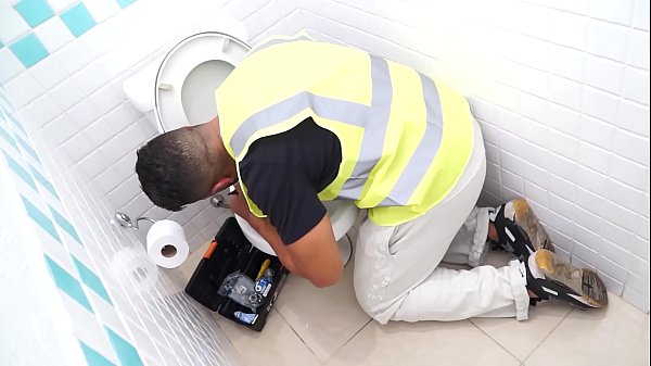 Tony Tigr&atilde;o E Mirella Mansur Em : A Volta Do Encanador Humilde thumbnail