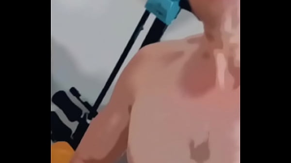 Play MP4 - Tom Ondra Motho jerking in animated style