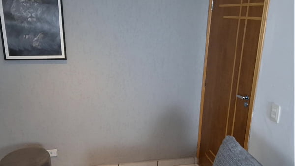 Nonton Safado Recebe Entregadora Ere&ccedil;&atilde;o! thumbnail