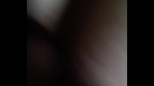 Nega gemendo, gozando 