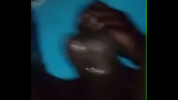 Play MP4 - I need a small dick to fuck my virgin ass