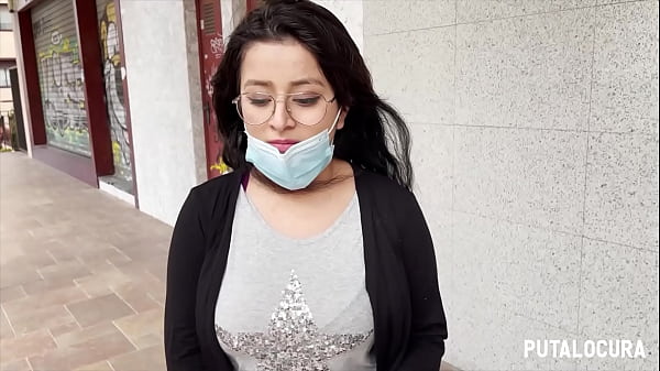 PutaLocura - Pilladas a inocente chubby tetona Dessy termina con sexo muy caliente 